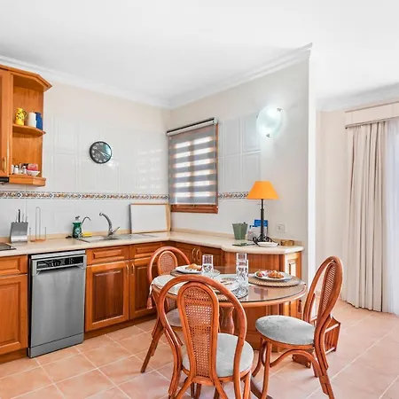 Rosa פוארטו דה סנטיאגו